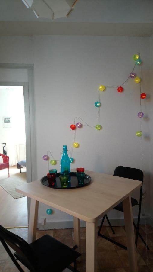 Couette Et Cafe Cyrano Apartment Бержерак Екстериор снимка